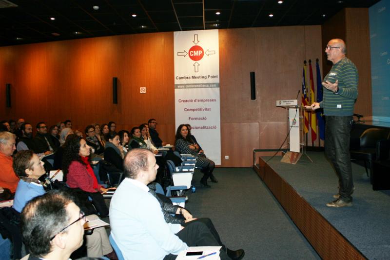 El experto en neuroventas Jordi Llonch reúne a más de cien profesionales en Palma